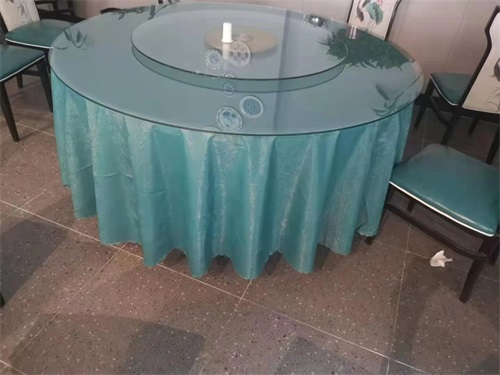 餐桌桌布用什么材質(zhì)的好